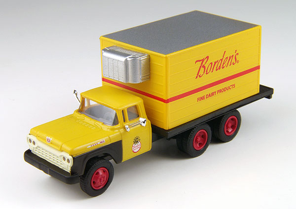 Classic Metal Works Borden's Dairy - 1960 Ford F-500 Delivery Truck ( HO Scale )