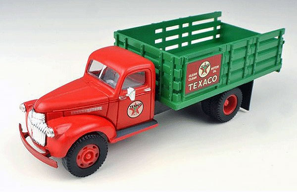 Classic Metal Works Texaco - 1941-1946 Chevy Stake Bed Truck ( HO Scale )
