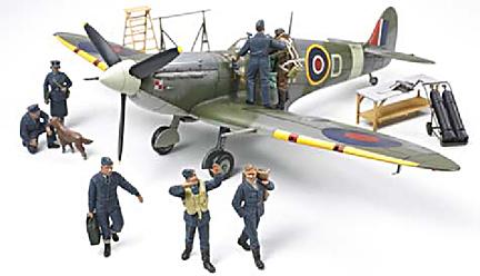 TAMIYA SUPER SPITFIRE MK VB W/FIGURES 