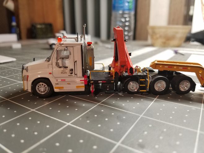 Lacy Custom HO Scale NS truck / lowboy and Custom NS MOW Crane