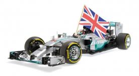 MERCEDES BENZ AMG Petronas F1 Lewis Hamilton Abu Dhabi 2014 W/ Flag