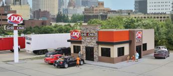 WALTHERS CORNERSTONE Dairy Queen(R) Grill & Chill(R)