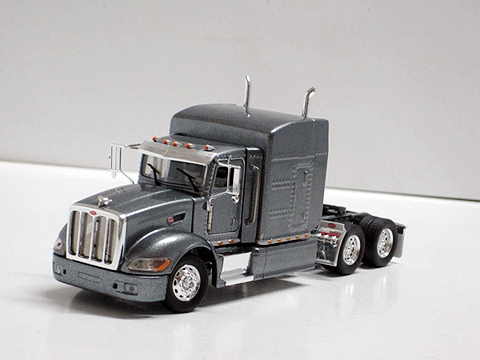 Peterbilt 386 in Gray - Cab Only   