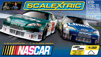 SCALEXTRICNASCAR.JPG