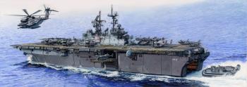 TRUMPETER 1/350 USS Iwo Jima LHD-7 Amphibious Assault Ship 