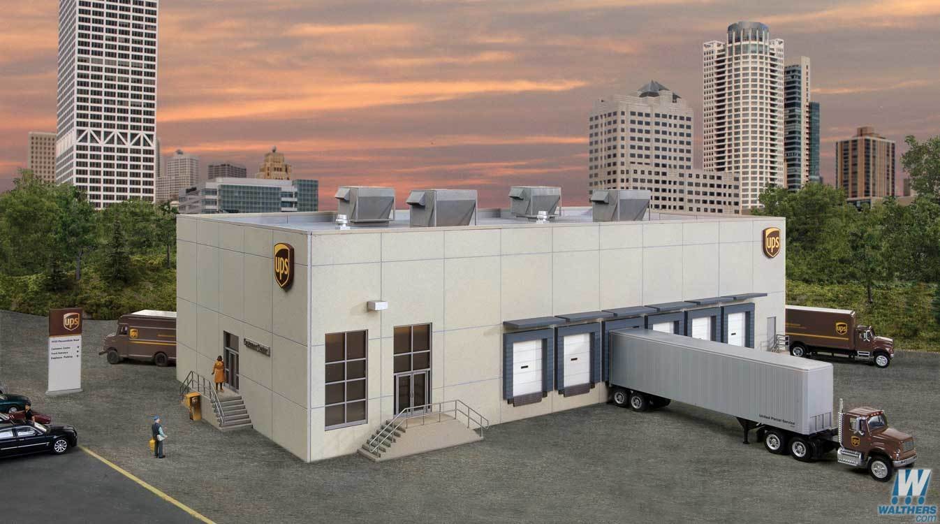 WALTHERS UPS(R) Hub with Customer Center Kit