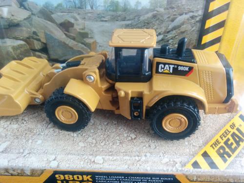 TOY STATE  CAT 1: 94 SCALE 980K WHEEL LOADER