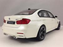 MINTMODELBMWM3ZM030PIC4.JPG